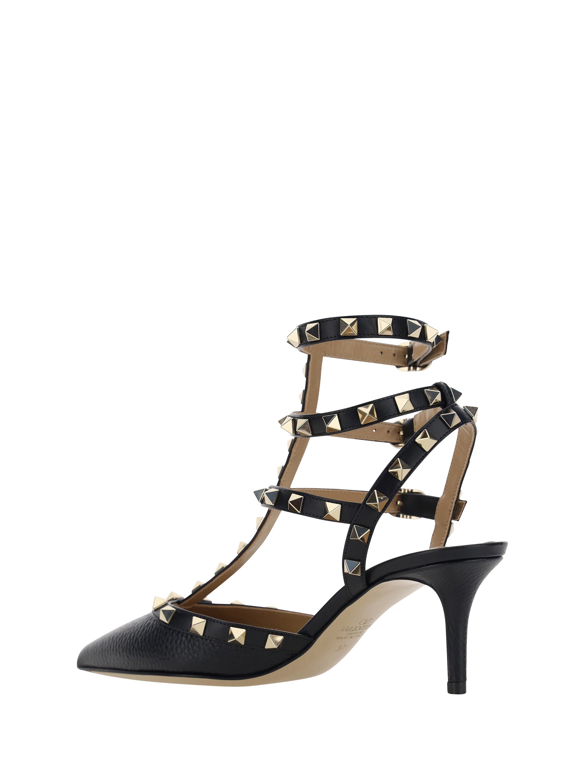rockstud pumps