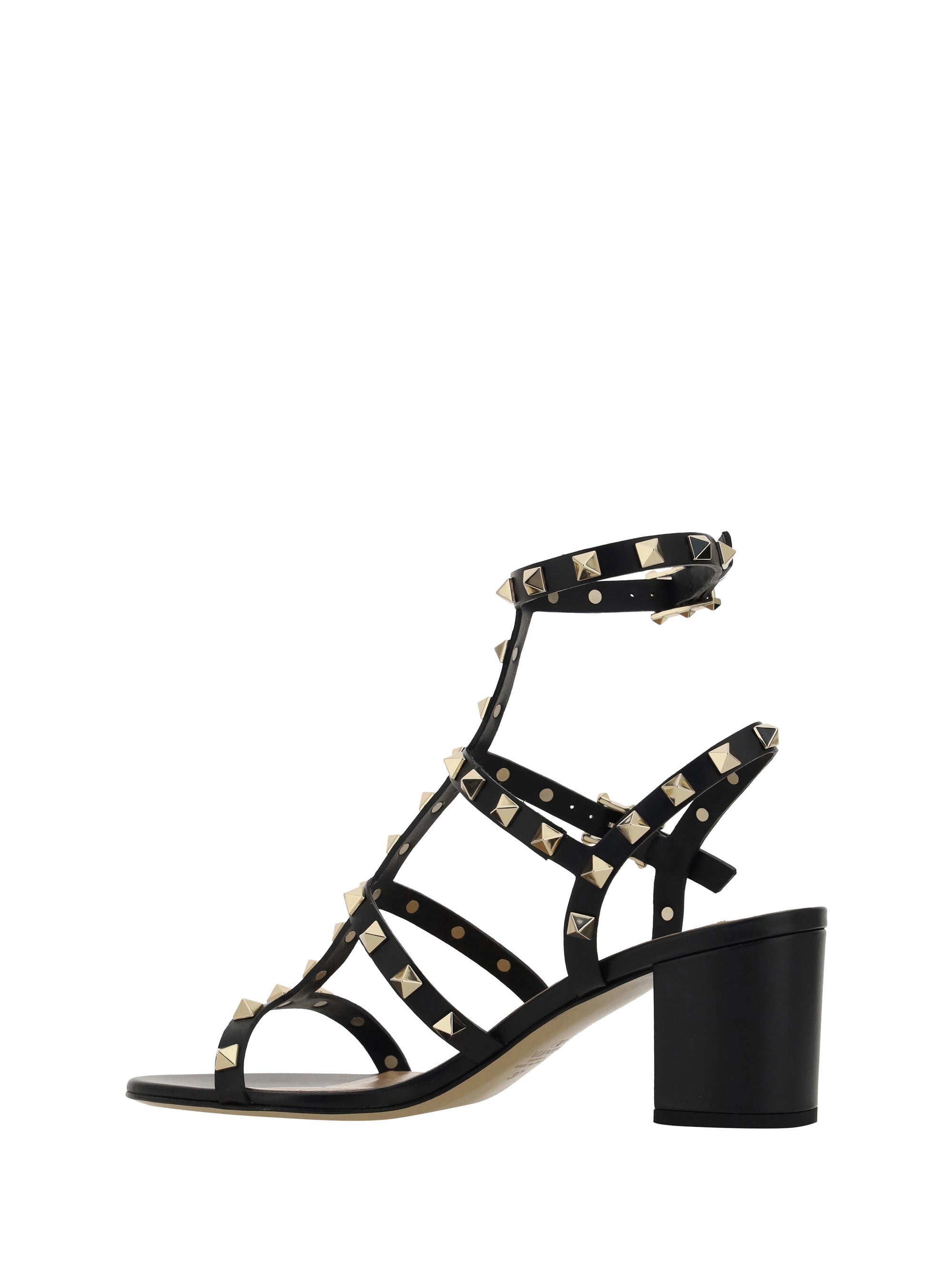 rockstud pumps