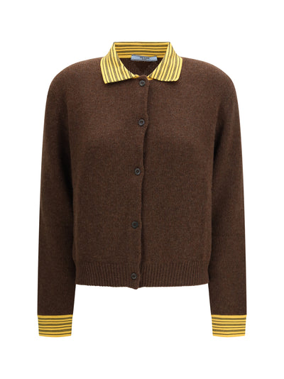 sweater with a classic collar and front button fastening