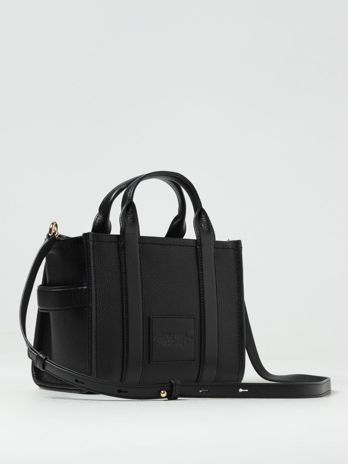 the small tote bag in grained leather