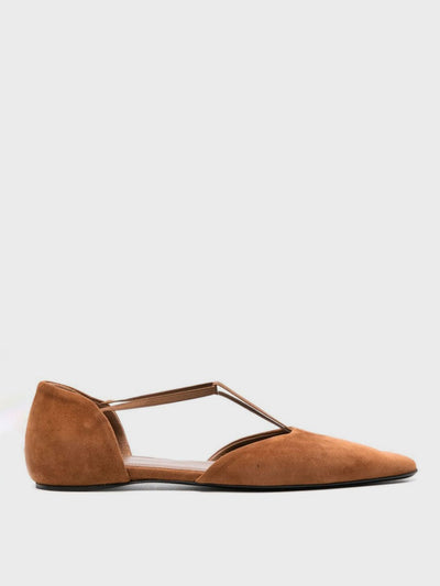 woman's ballet flat