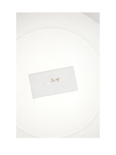 dior daisy earrings