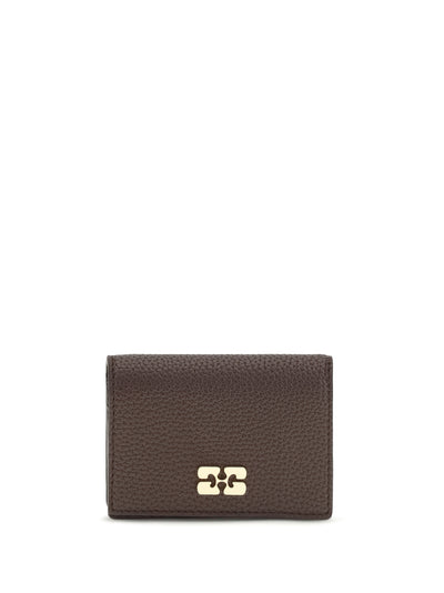 flap card holder in grained leather