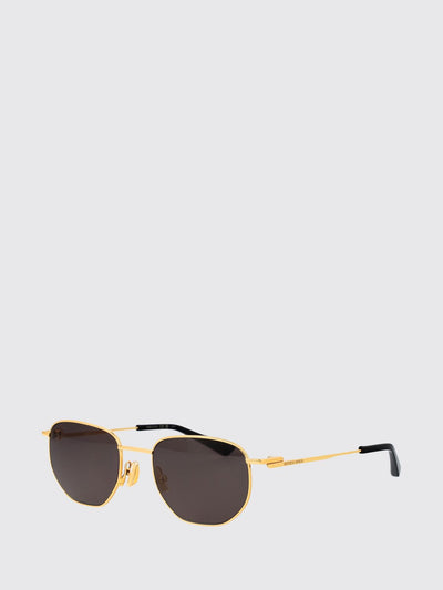 woman's sunglasses