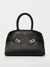 ferragamo-woman-s-handbag-0766758-black