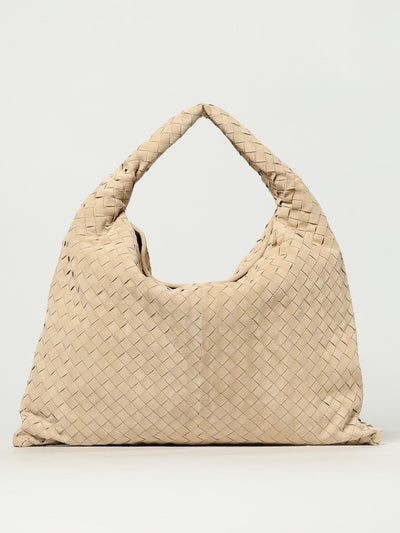 woman's tote bag