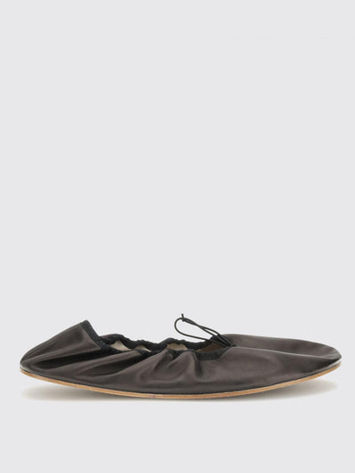 woman's ballet flat