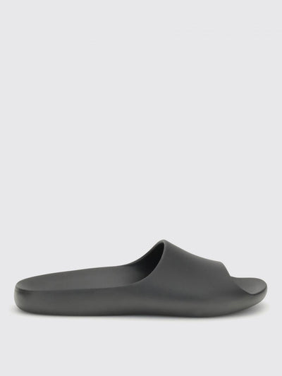 woman's heeled sandal