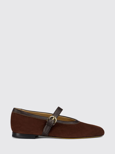 woman's ballet flat