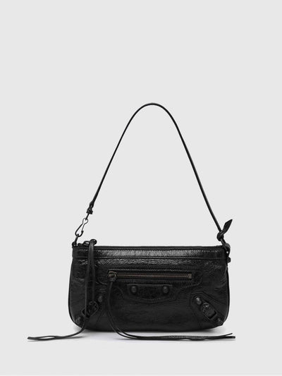 woman's shoulder bag