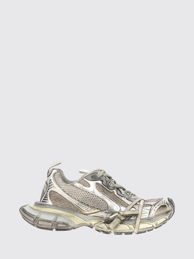 woman's sneakers