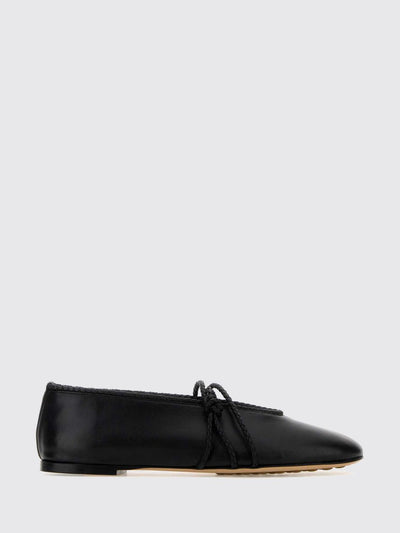 woman's ballet flat