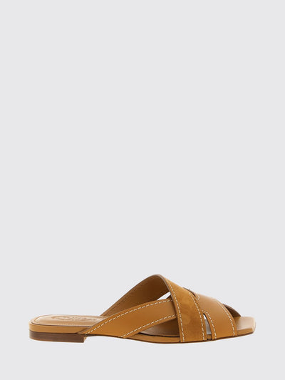 woman's heeled sandal