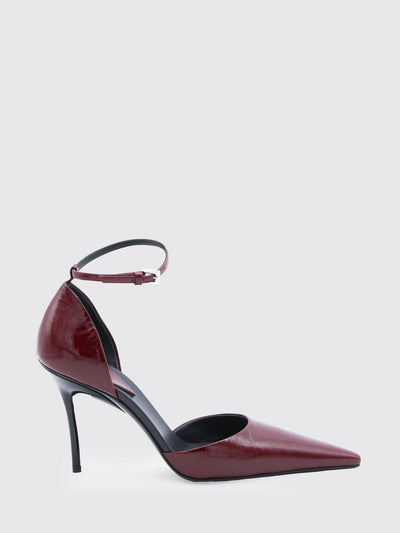 woman's shoes