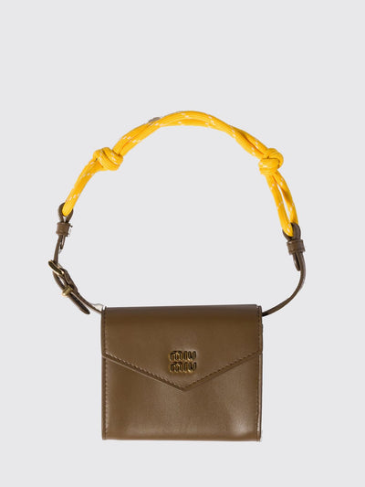 woman's wallet