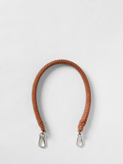 shoulder strap woman