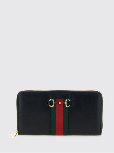 woman's wallet