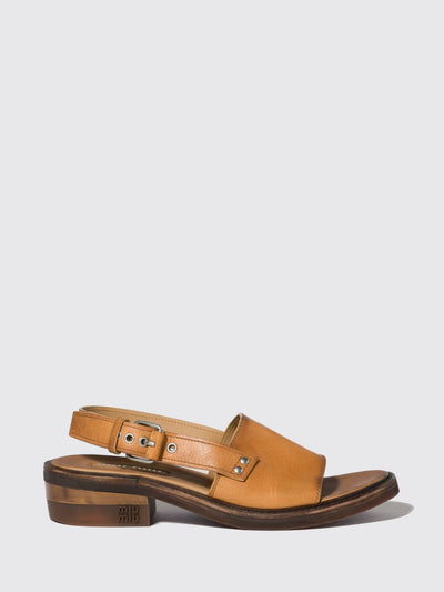 woman's heeled sandal