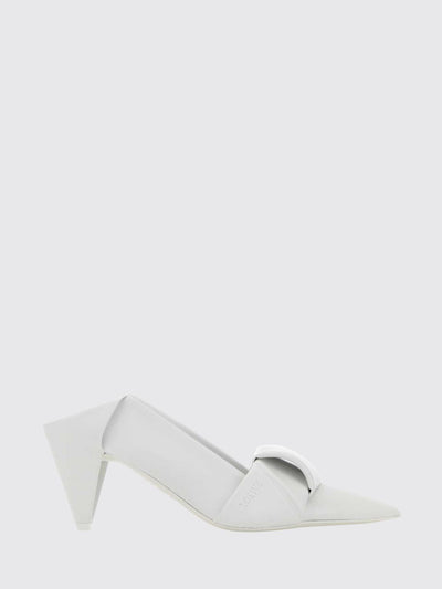 woman's pump