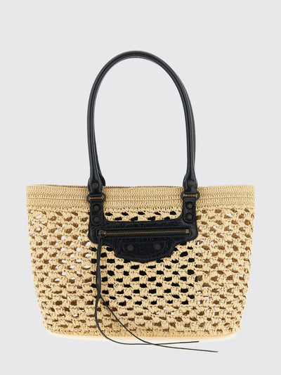 woman's shoulder bag
