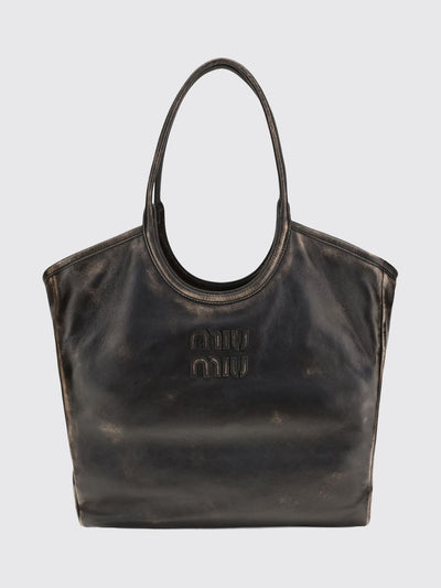 woman's shoulder bag
