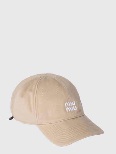 woman's hat