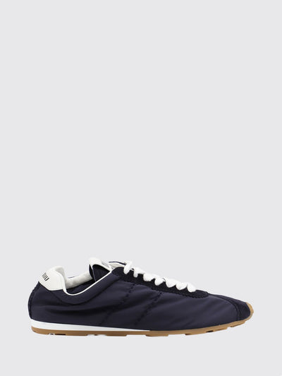woman's sneakers