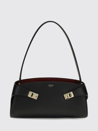 hug east-west smooth calf leather shoulder bag