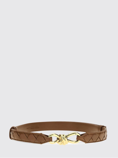 smooth leather belt with metal buckle