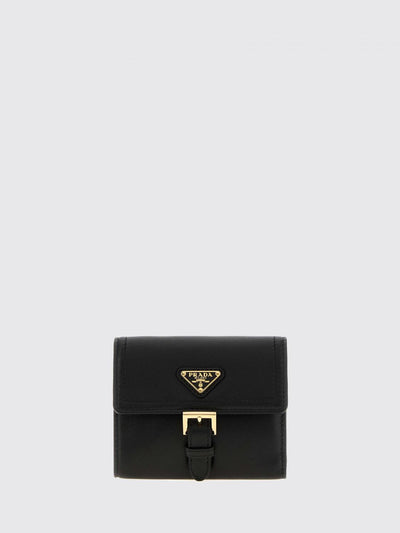 woman's wallet