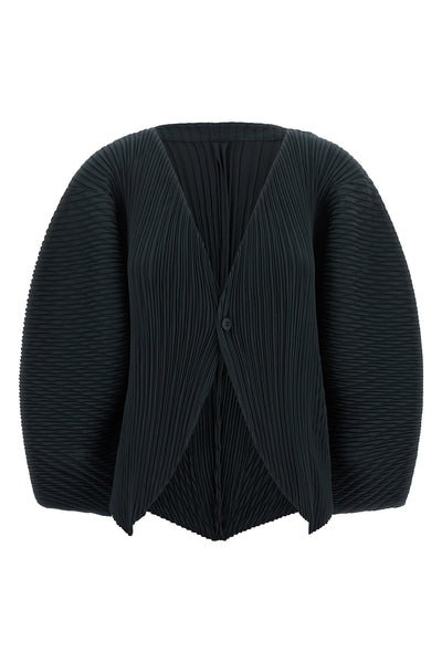 the cardigan issey miyake leaf pleats defines a new concept of volumes through
