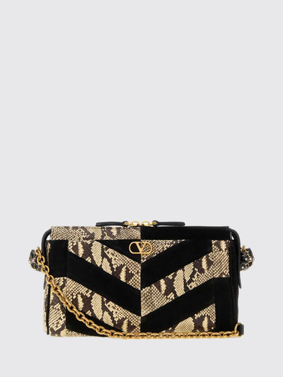 woman's shoulder bag
