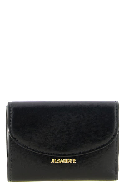 the jil sander cannolo mini wallet in fine smooth calf leather stands out for