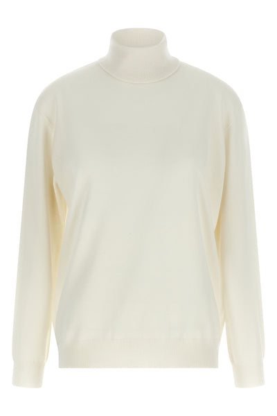 the brunello cucinelli pure cashmere sweater represents the excellence of artisa