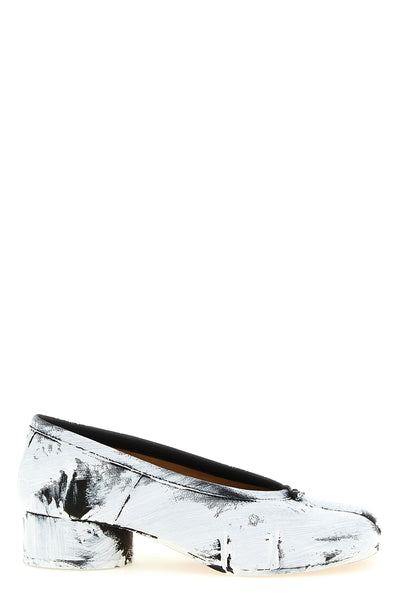 the maison margiela tabi ballet flats in fine lambskin are distinguished by thei