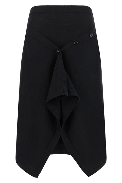 the lemaire skirt redefines the codes of knitwear through a sculptural and decon