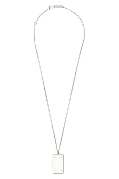 metal chain necklace