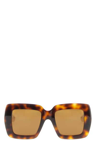 valentino garavani sunglasses redefine everyday aesthetics through bold volumes