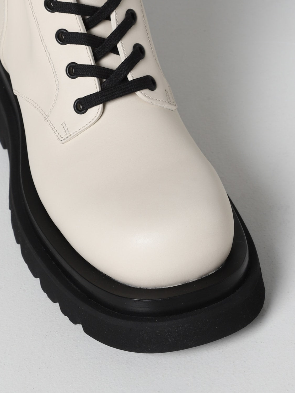 bottega veneta leather ankle boots