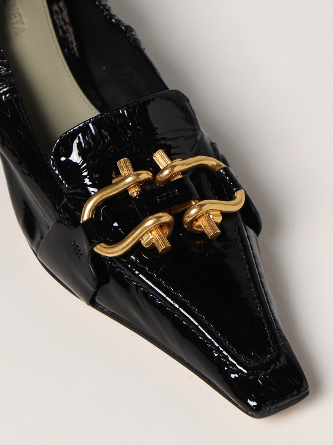 bottega veneta patent leather pumps