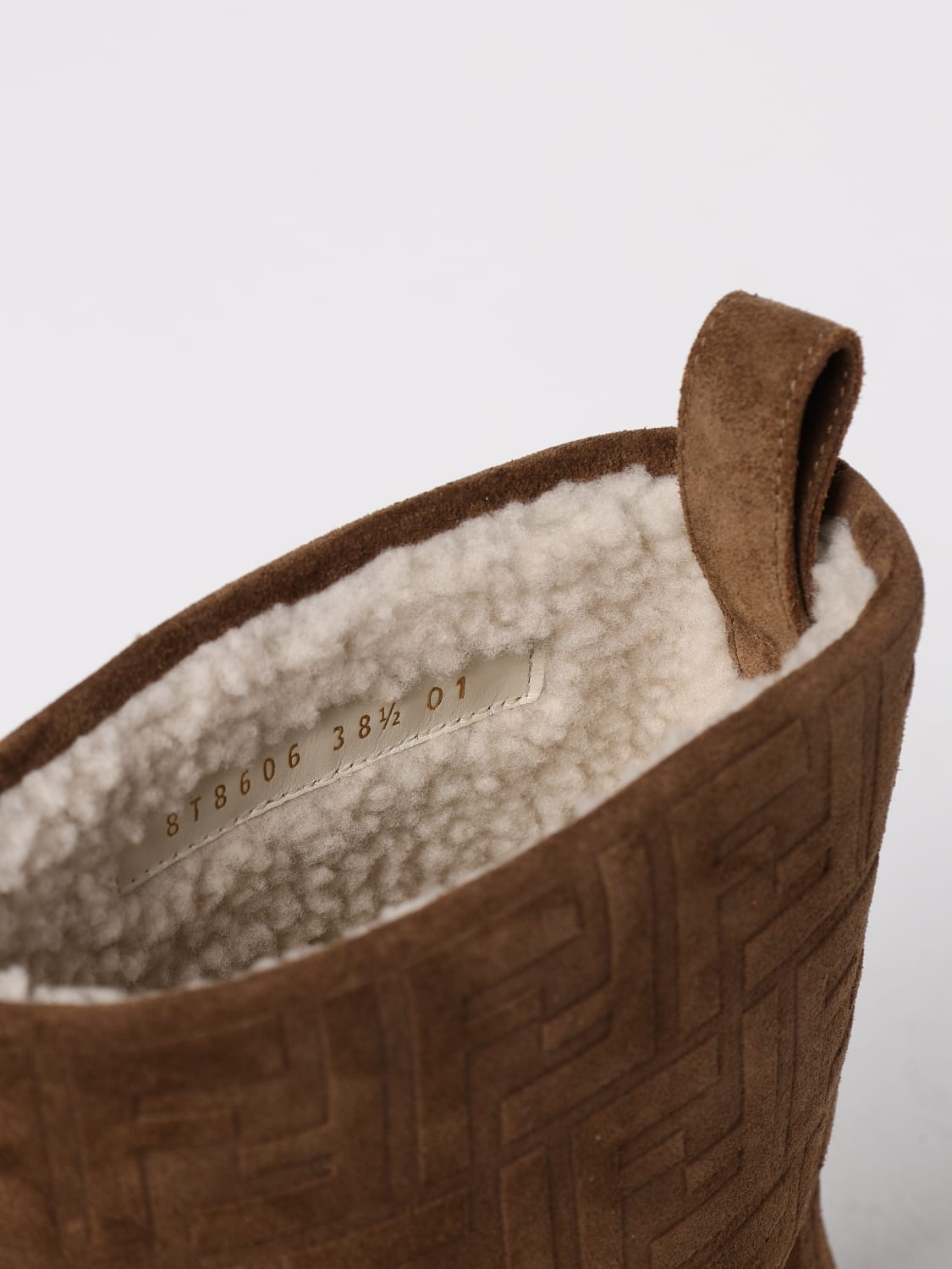 boots woman fendi