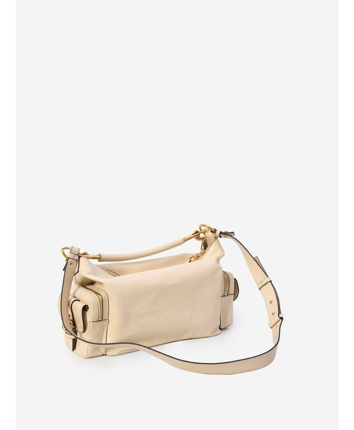 Chloe&