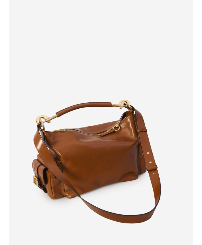 Chloe&