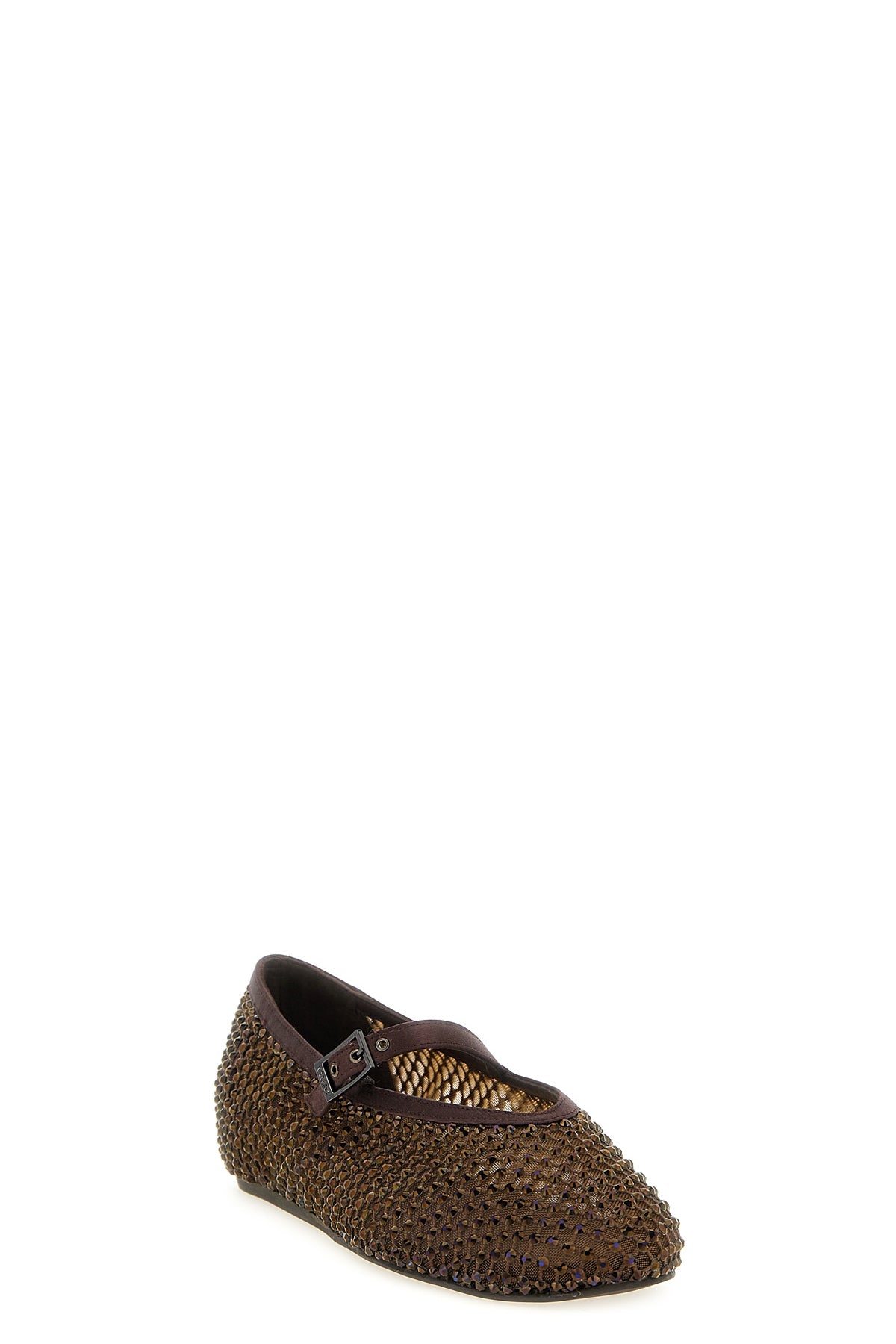 le silla gilda dancer redefines evening shoes through a meticulous play of tex