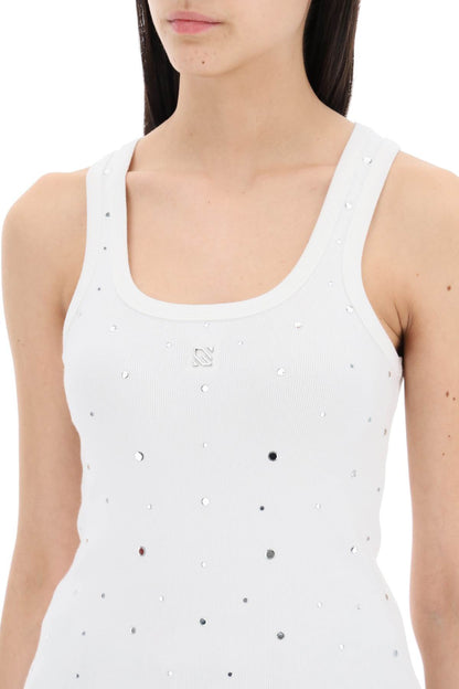 sleeveless top with