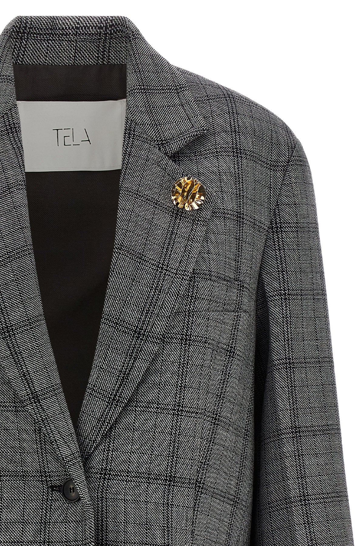the giselle jacket tela blazer defines the codes of contemporary tailoring throu