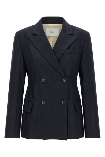 the tela florence blazer redefines the codes of contemporary tailoring through