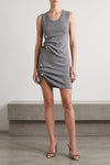 the giuseppe di morabito knitted skirt defines a tight silhouette through a sart