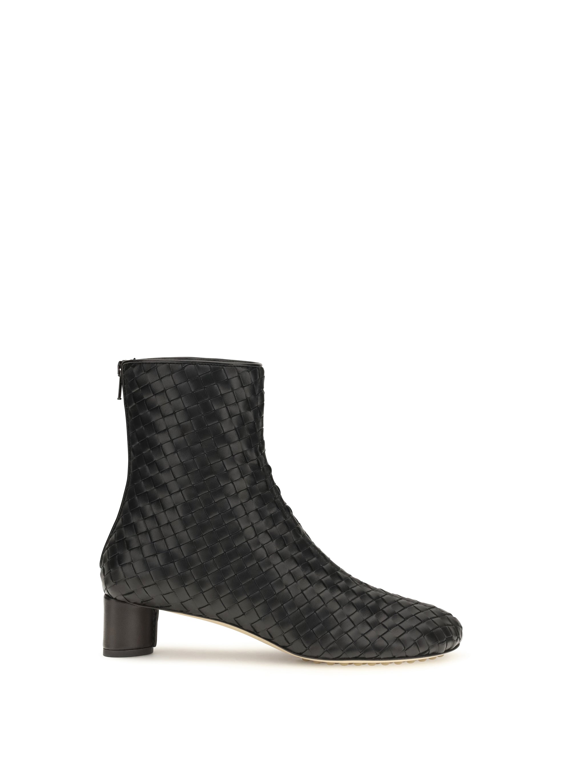 cherry intrecciato ankle boots