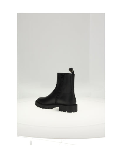 CELINE 38 zipped boot 35